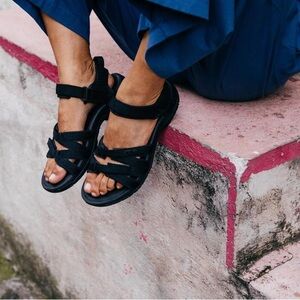 Teva Tirra Sandals 6.5 Black